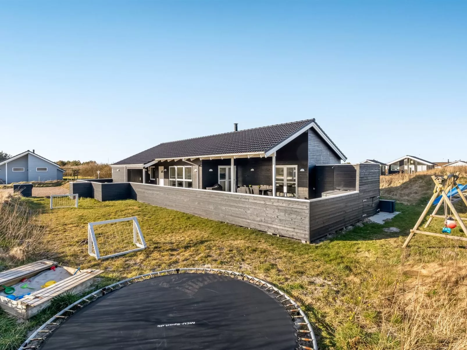 "Markku" - 400m from the sea-Outside