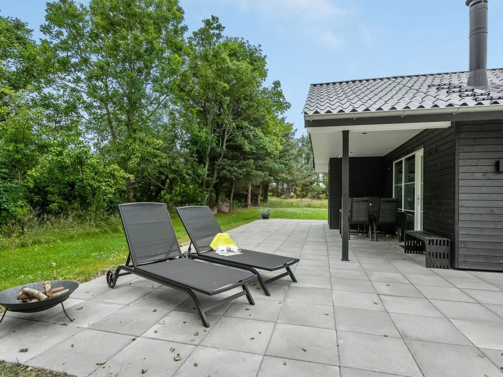 "Øn" -  from the sea-Outside