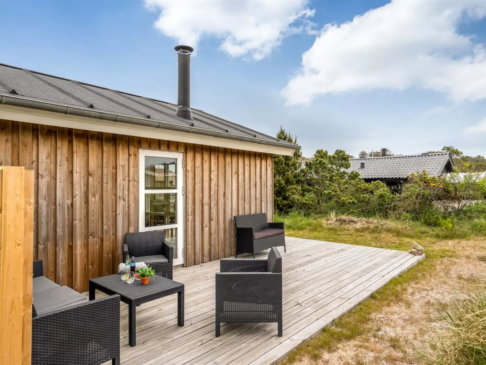 "Gyrial" - 950m from the sea-Outside