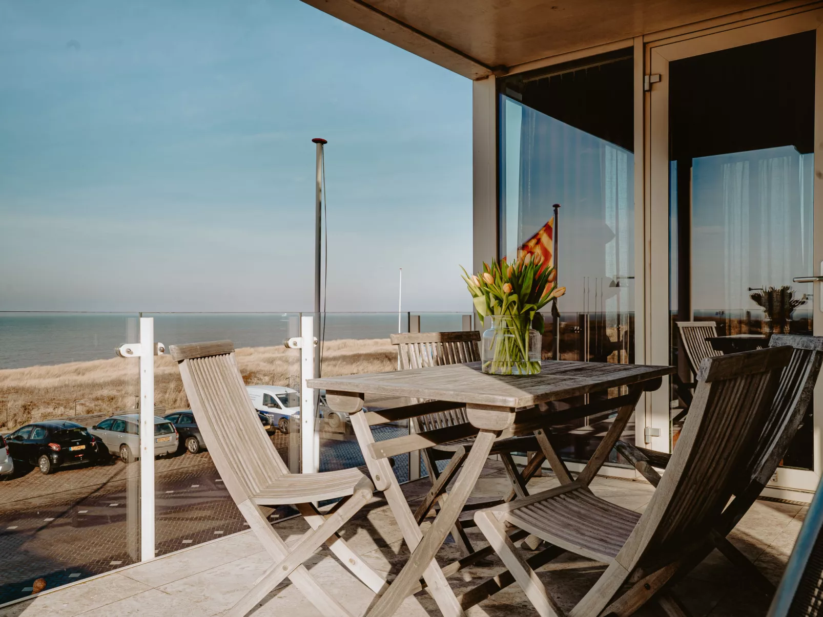 De Zeeparel-Draußen