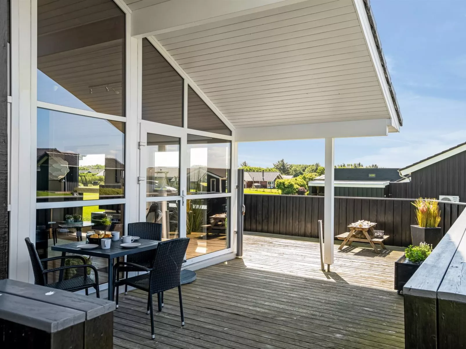 "Samuil" - 300m to the fjord-Dehors