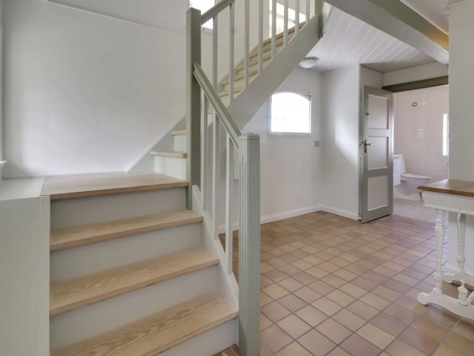 "Ingulf" - 18km from the sea-Inside