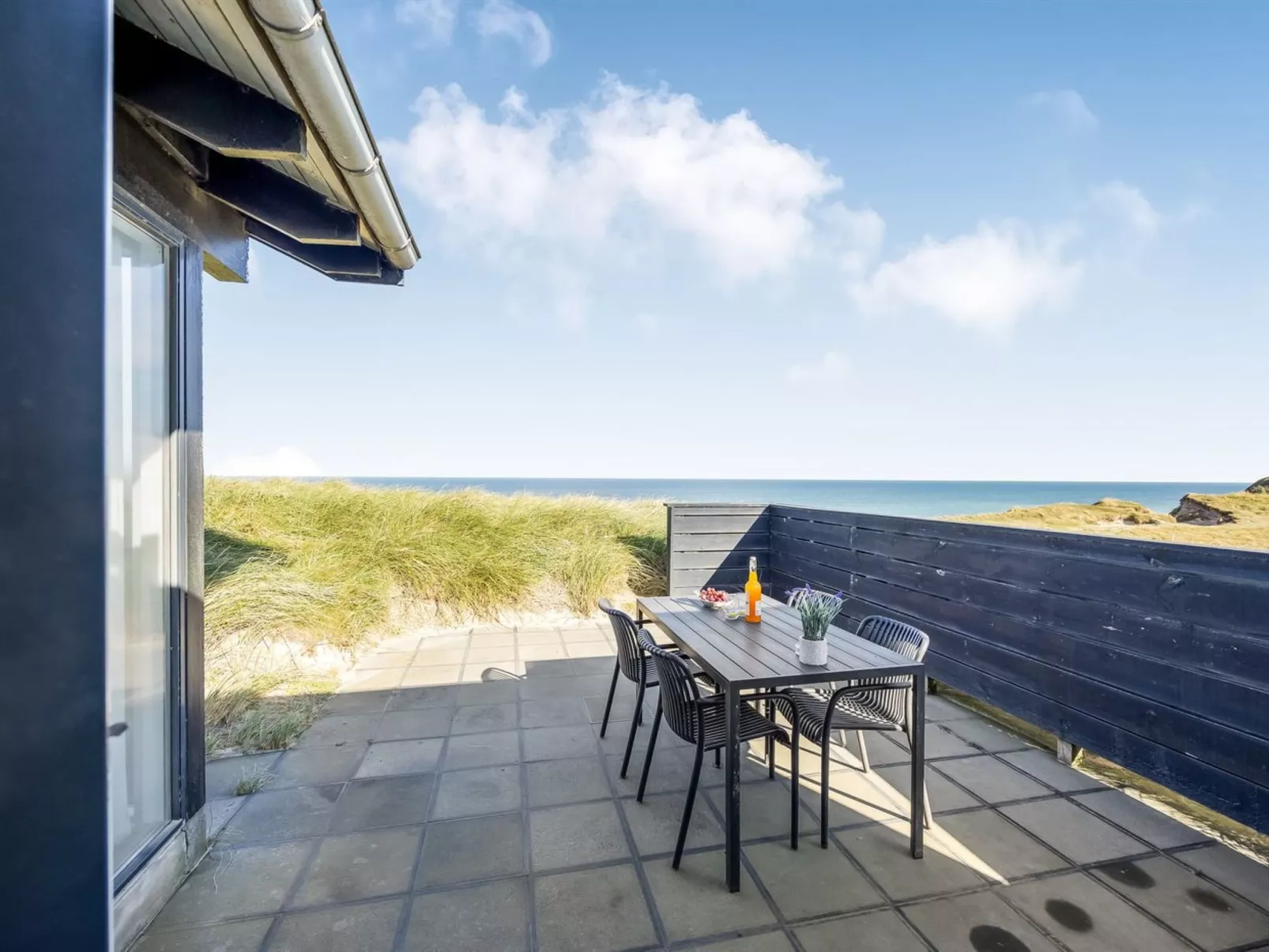 "Antonie" - 95m from the sea-Draußen