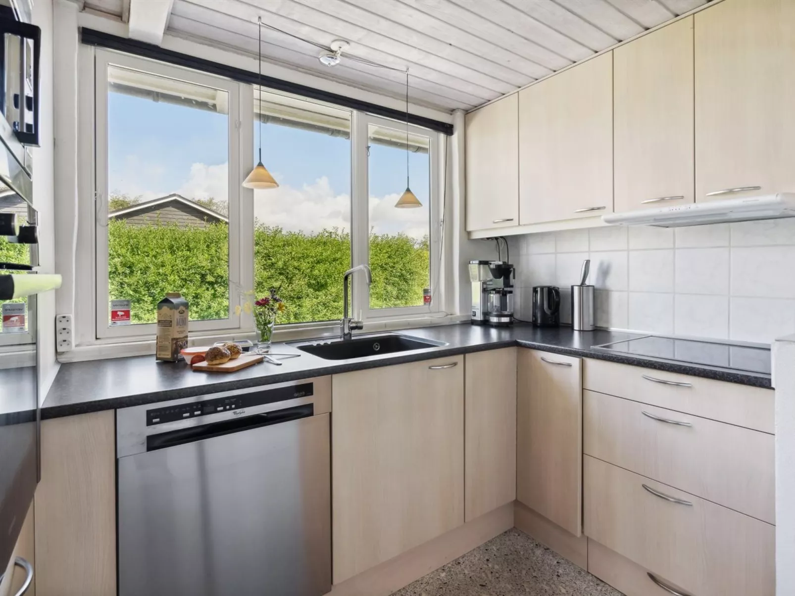 "Mena" - 200m from the sea-Inside