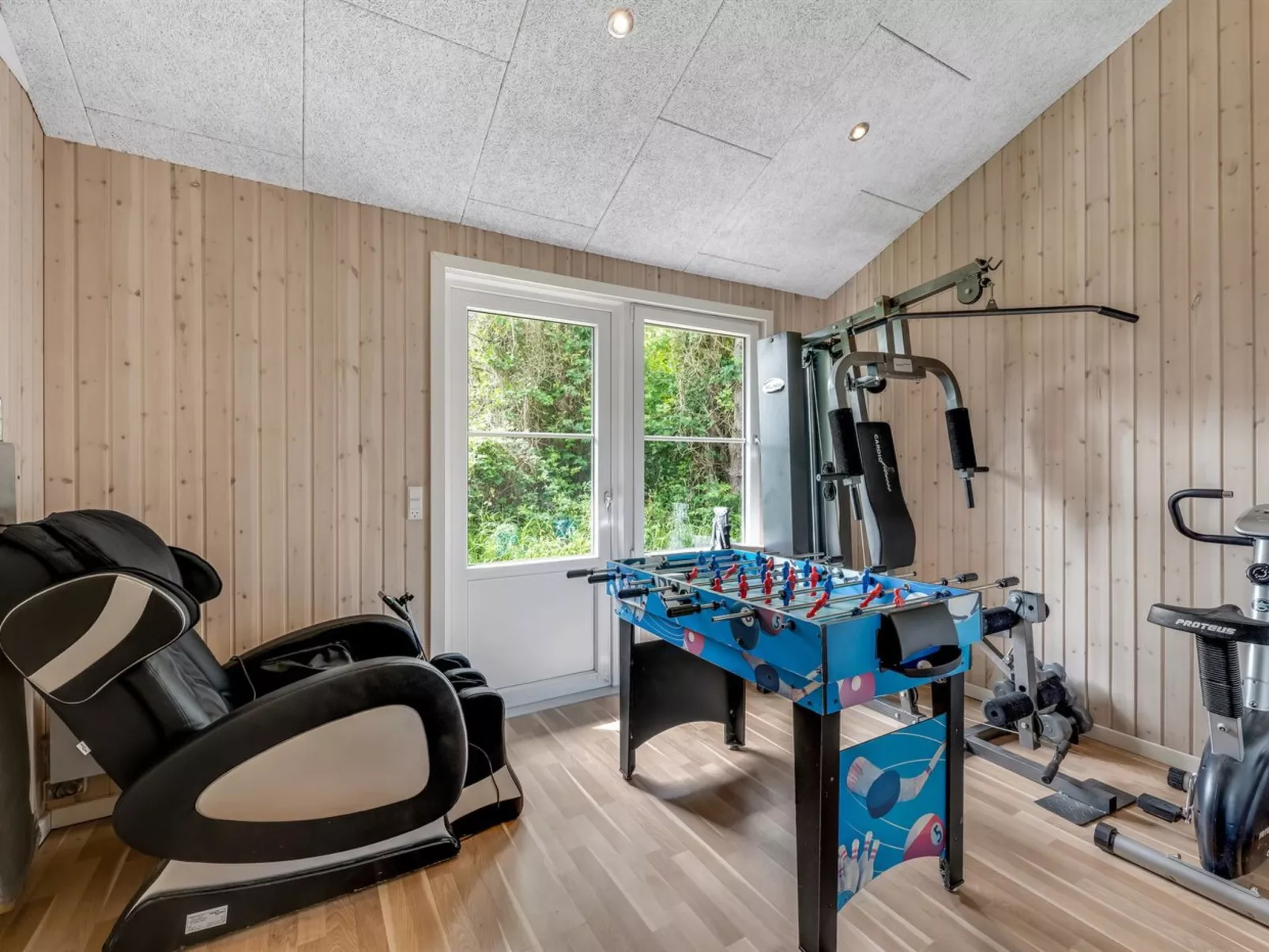 "Ludvig" -  from the sea-Inside