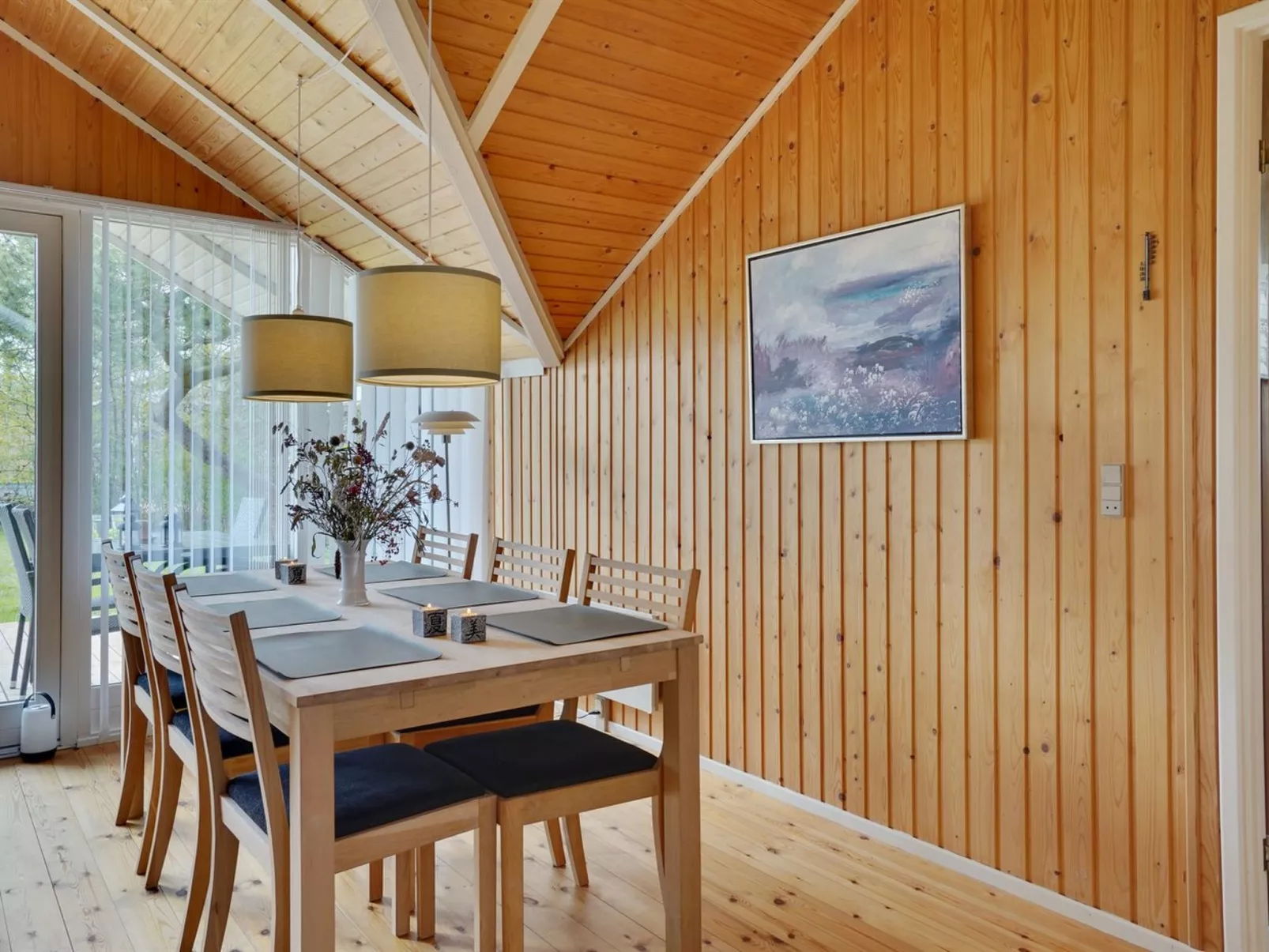 "Norna" - 300m from the sea-Drinnen