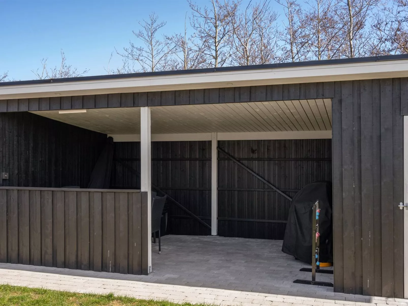 "Dorithea" - 3.5km from the sea-Outside