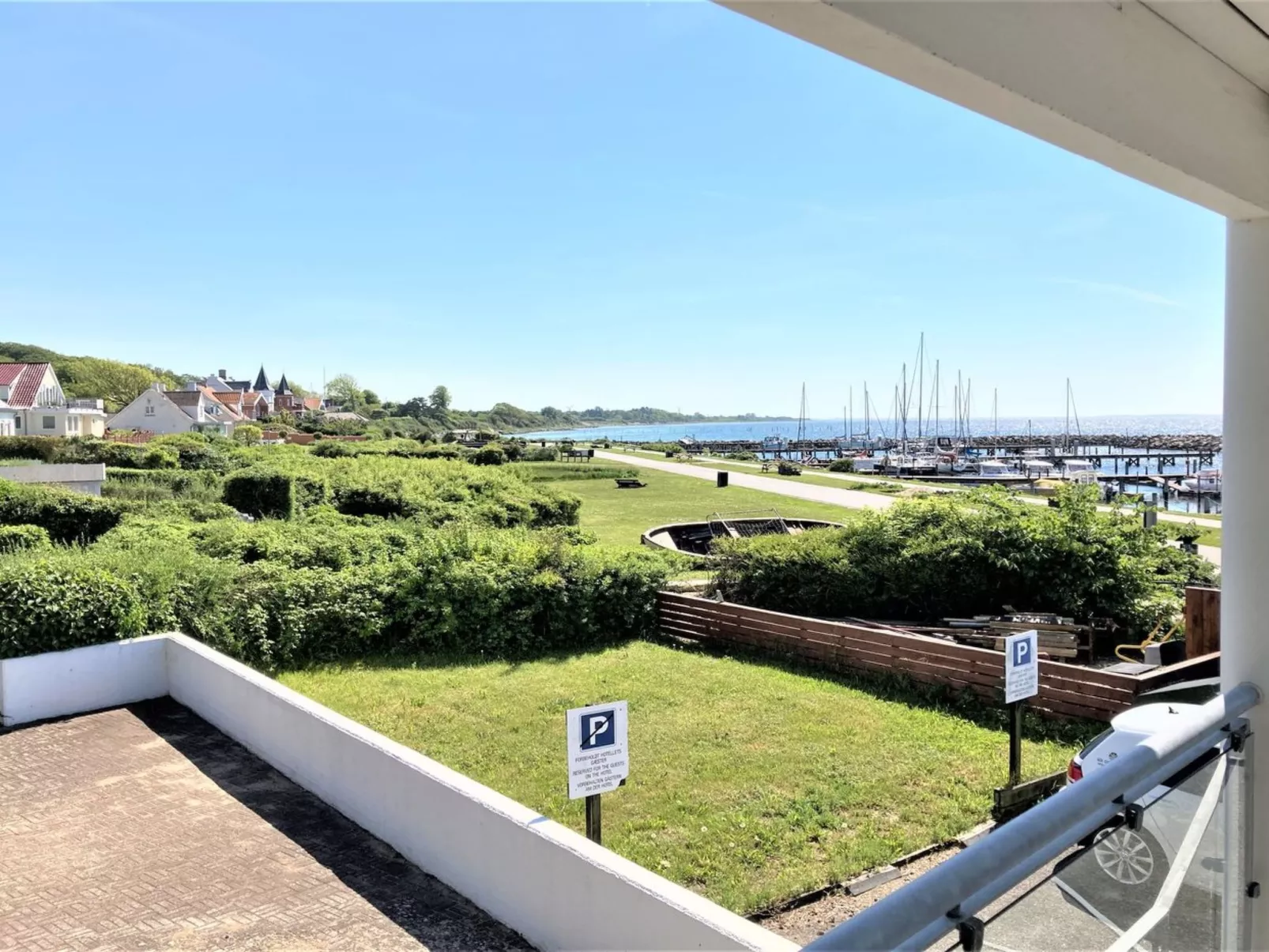 "Irma" - 25m from the sea-Outside