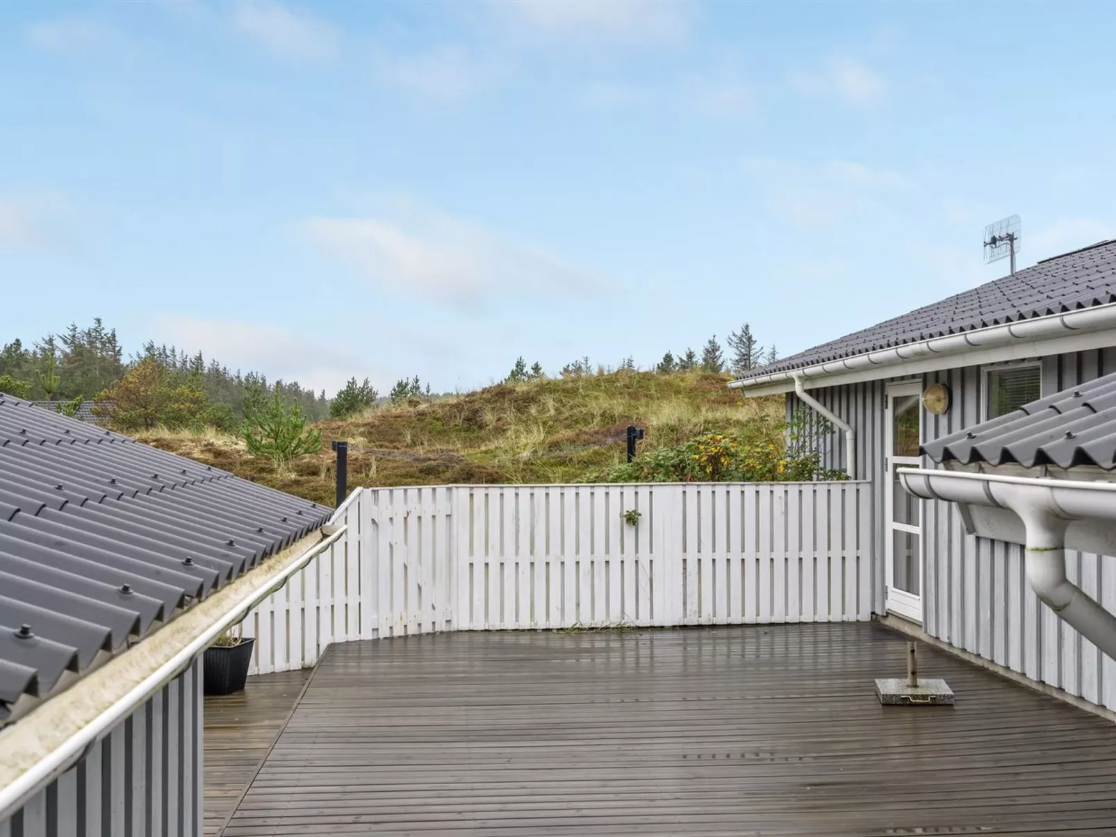 "Tino" - 900m from the sea-Outside