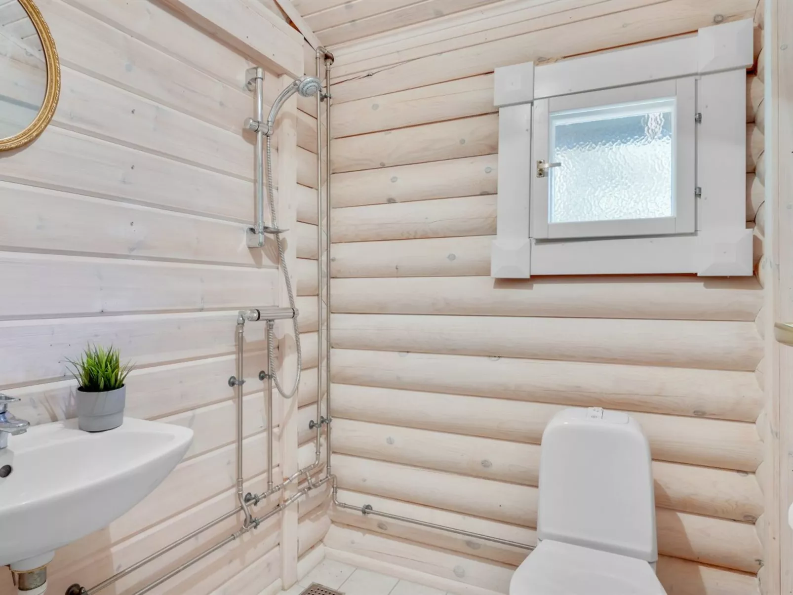 "Erika" - 250m from the sea-Inside