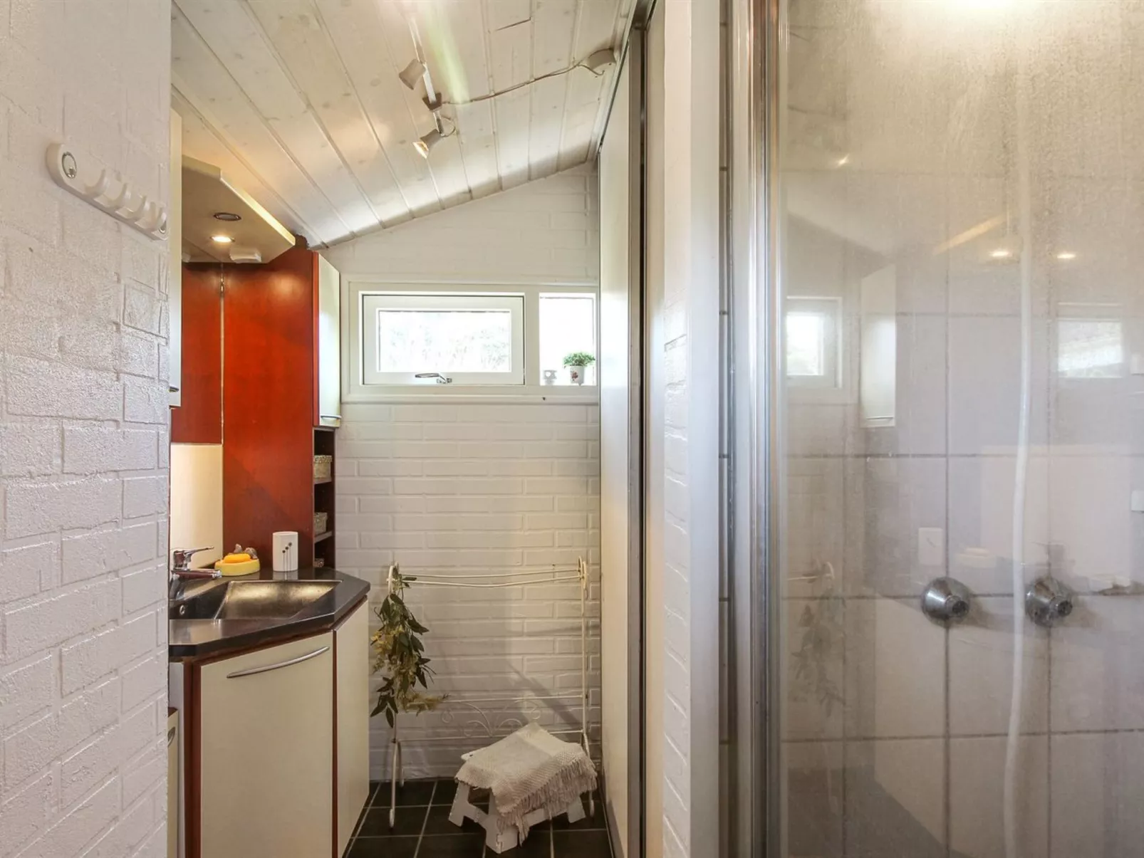 "Bjari" - 850m from the sea-Inside