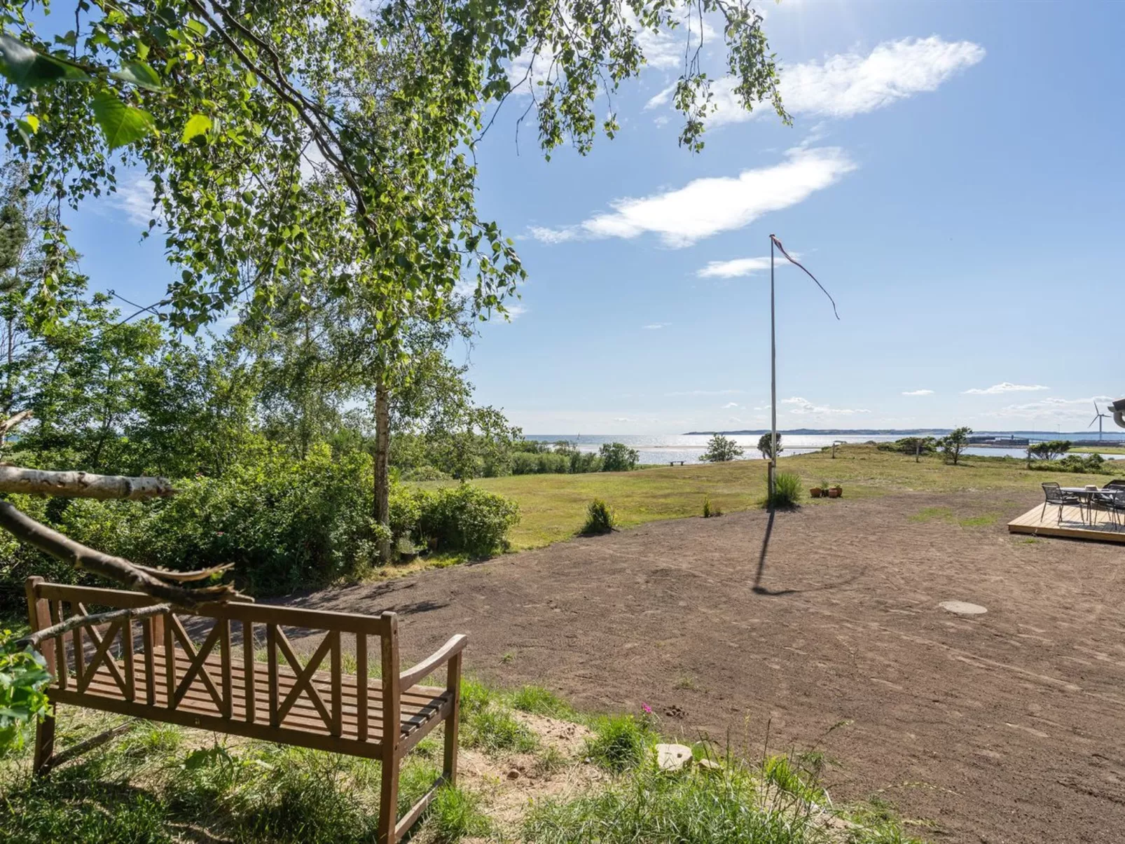 "Rickmer" - 200m from the sea-Outside