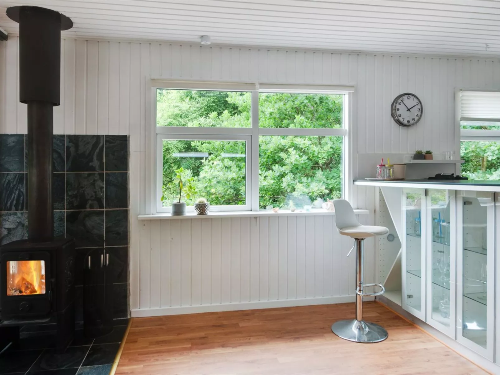 "Hilde" - 1.7km from the sea-Dedans