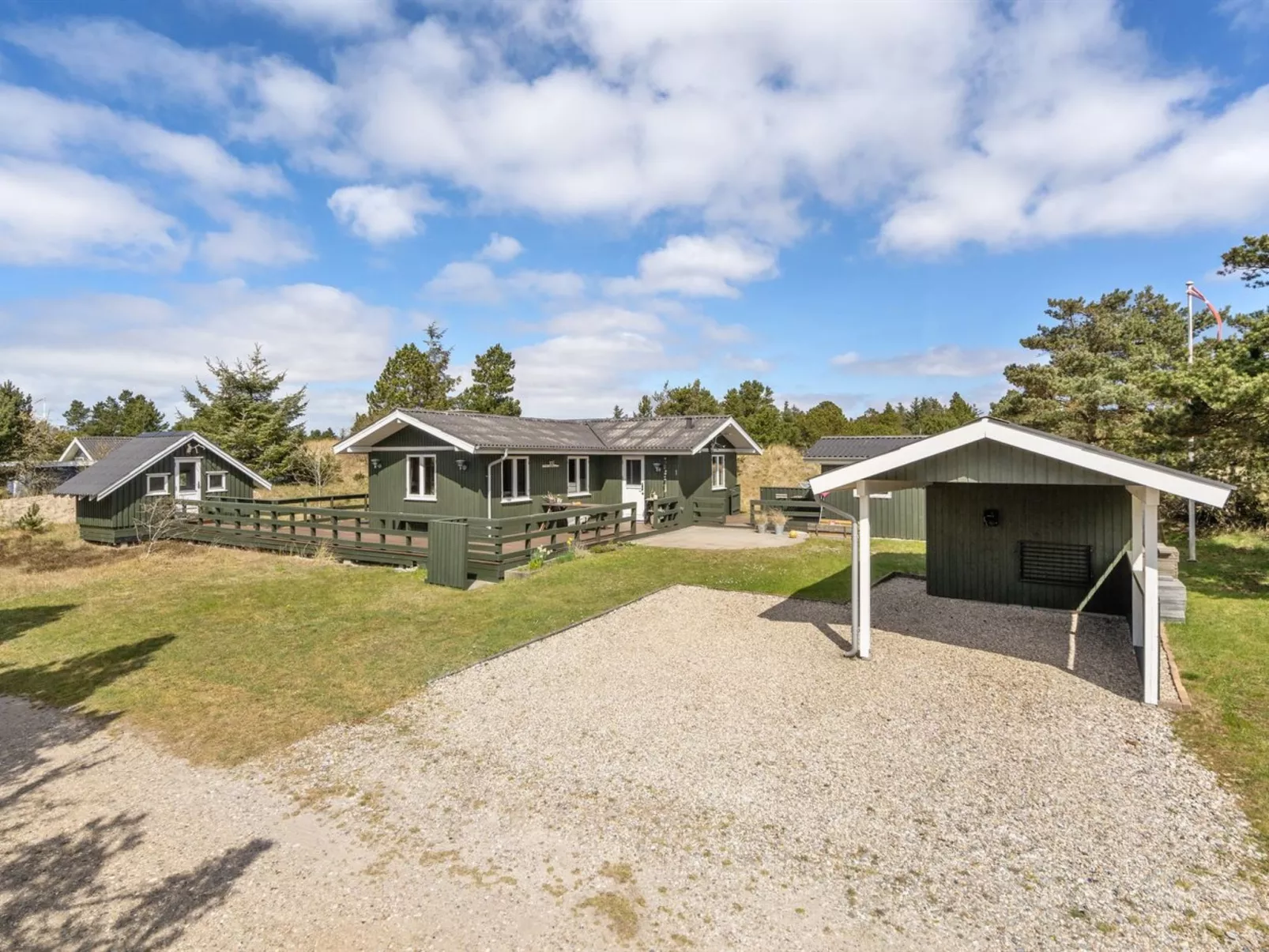 "Absolon" - 1.5km from the sea-Outside