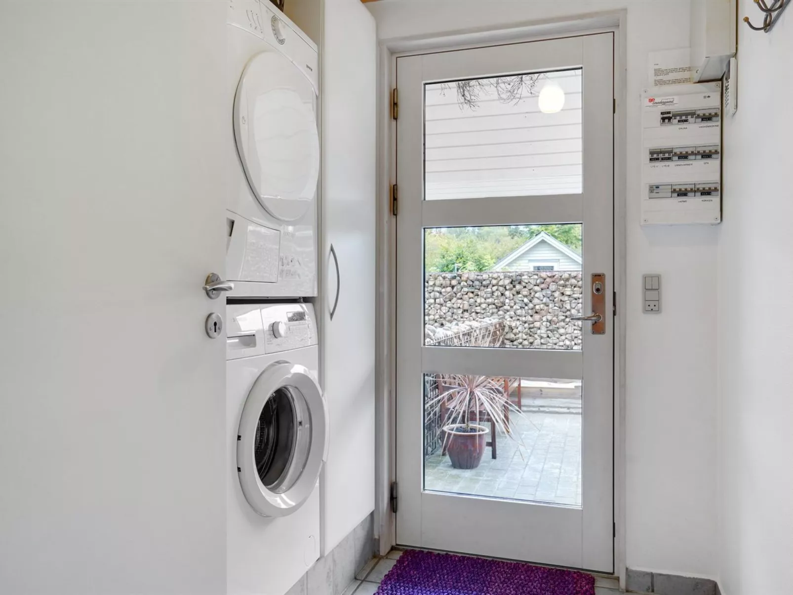 "Henninge" - 300m from the sea-Inside