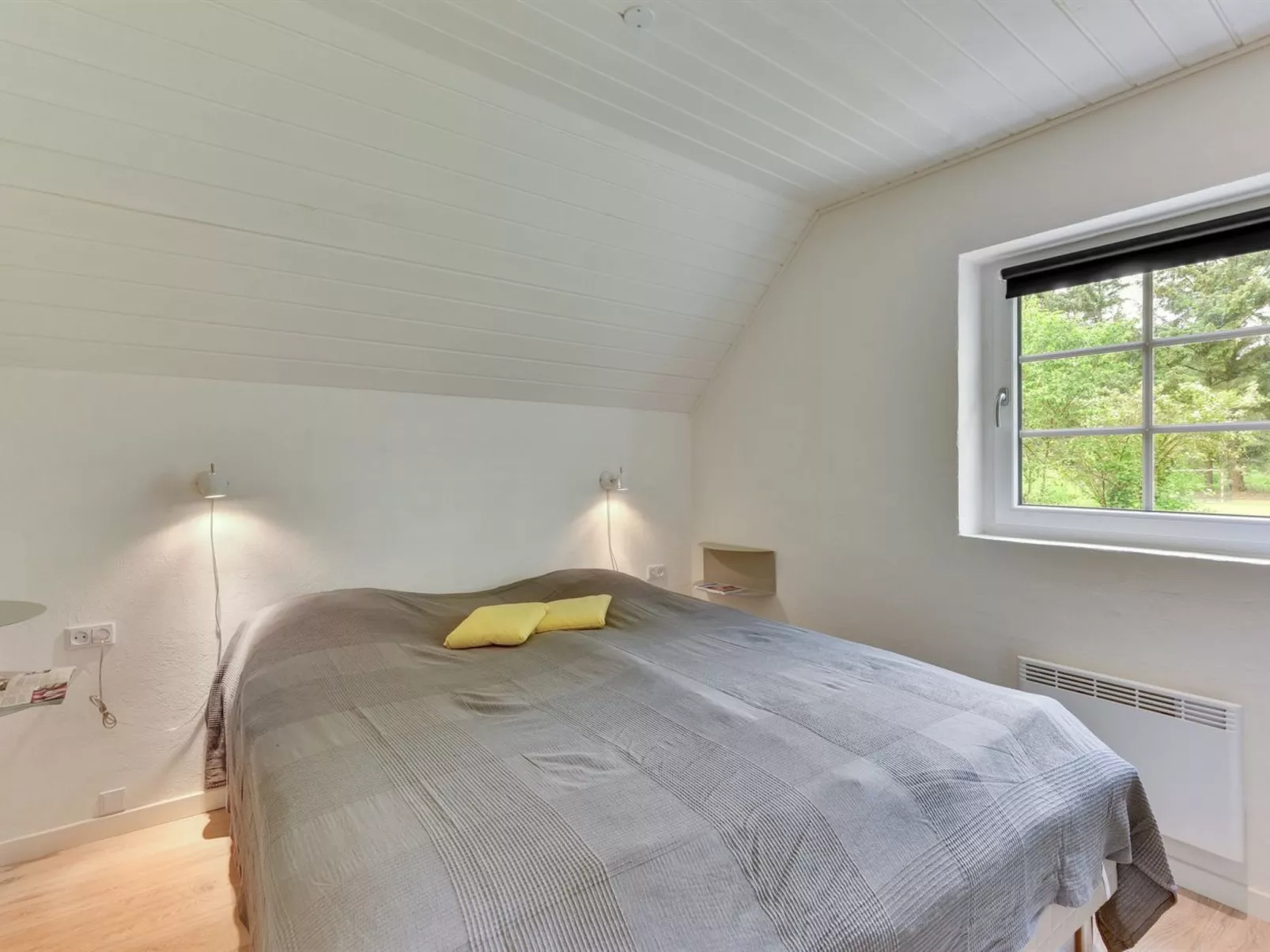 "Erla" - 2.3km from the sea-Inside