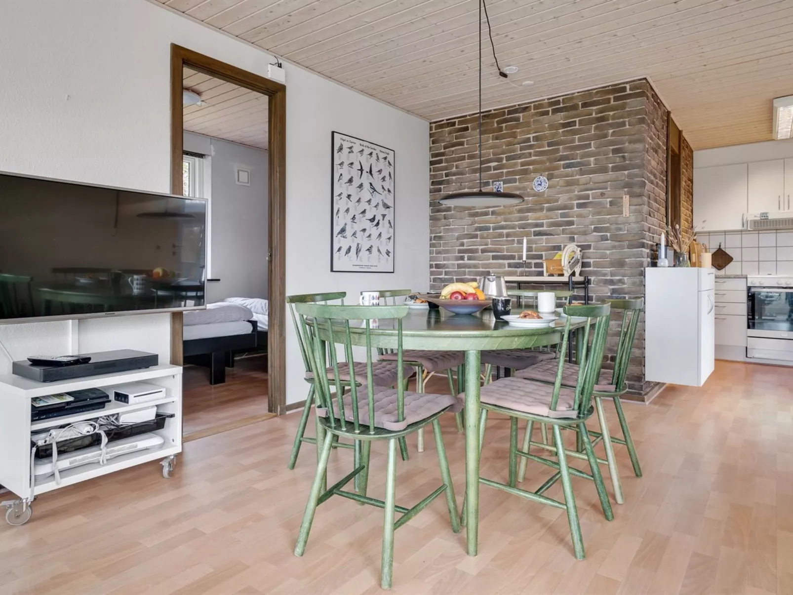 "Lefke" - 400m to the fjord-Inside