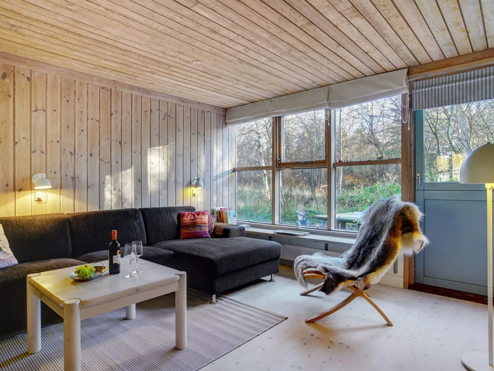 "Robert" - 250m from the sea-Inside