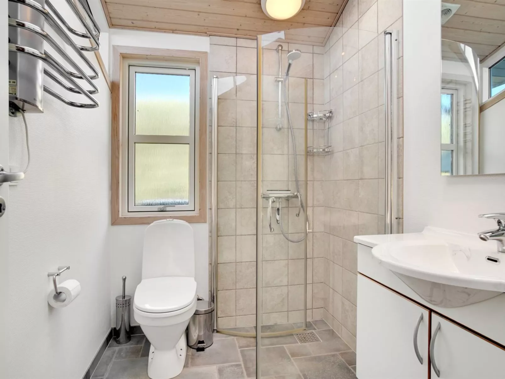 "Hermande" - 203m from the sea-Drinnen