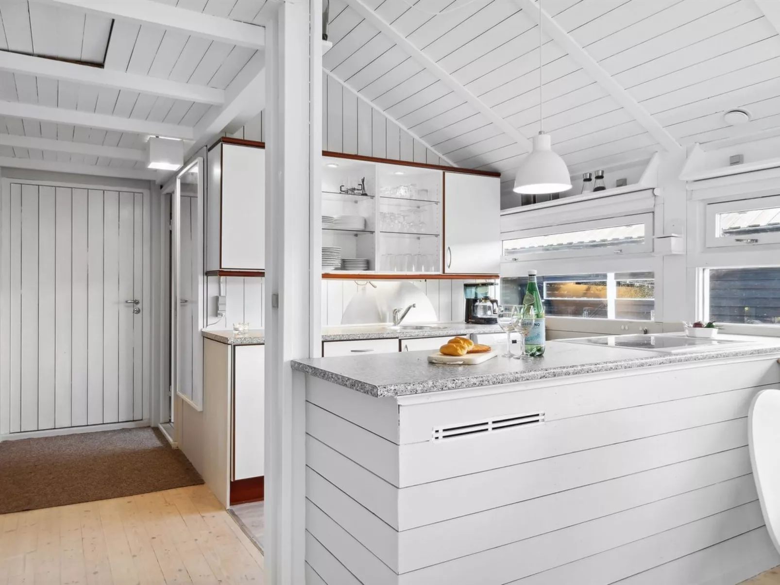 "Allida" - 800m from the sea-Dedans