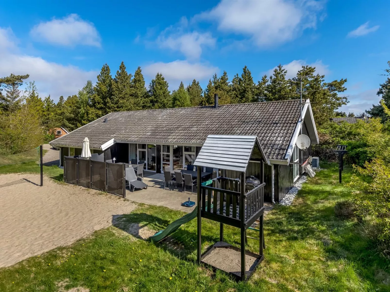 "Livni" - 3.8km from the sea-Draußen