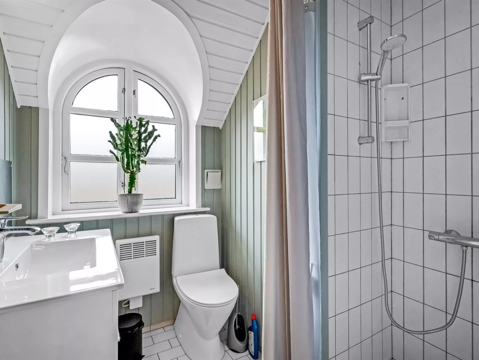 "Annetin" - 850m from the sea-Dedans