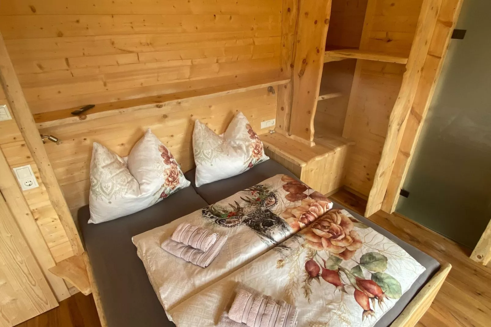 Ferienhaus Hirschbichlalm 8 Personen-Bedroom