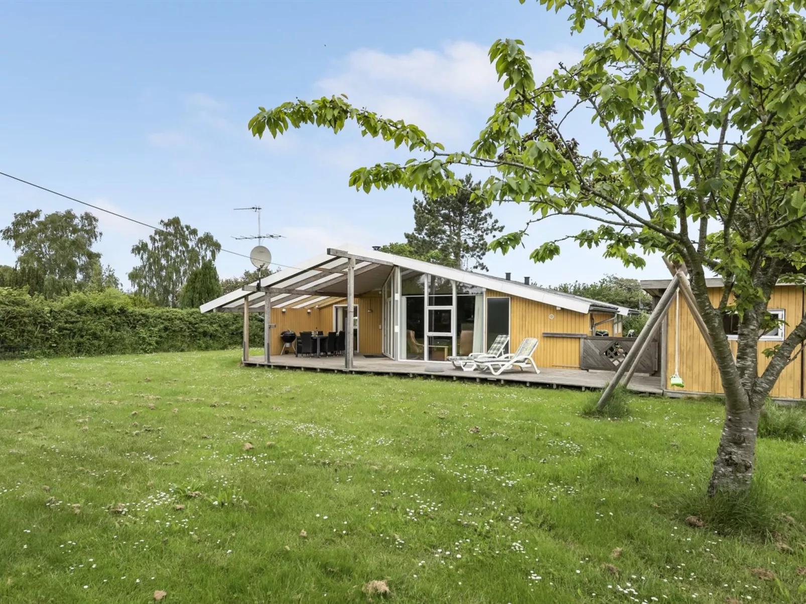 "Virpi" - 400m from the sea-Outside