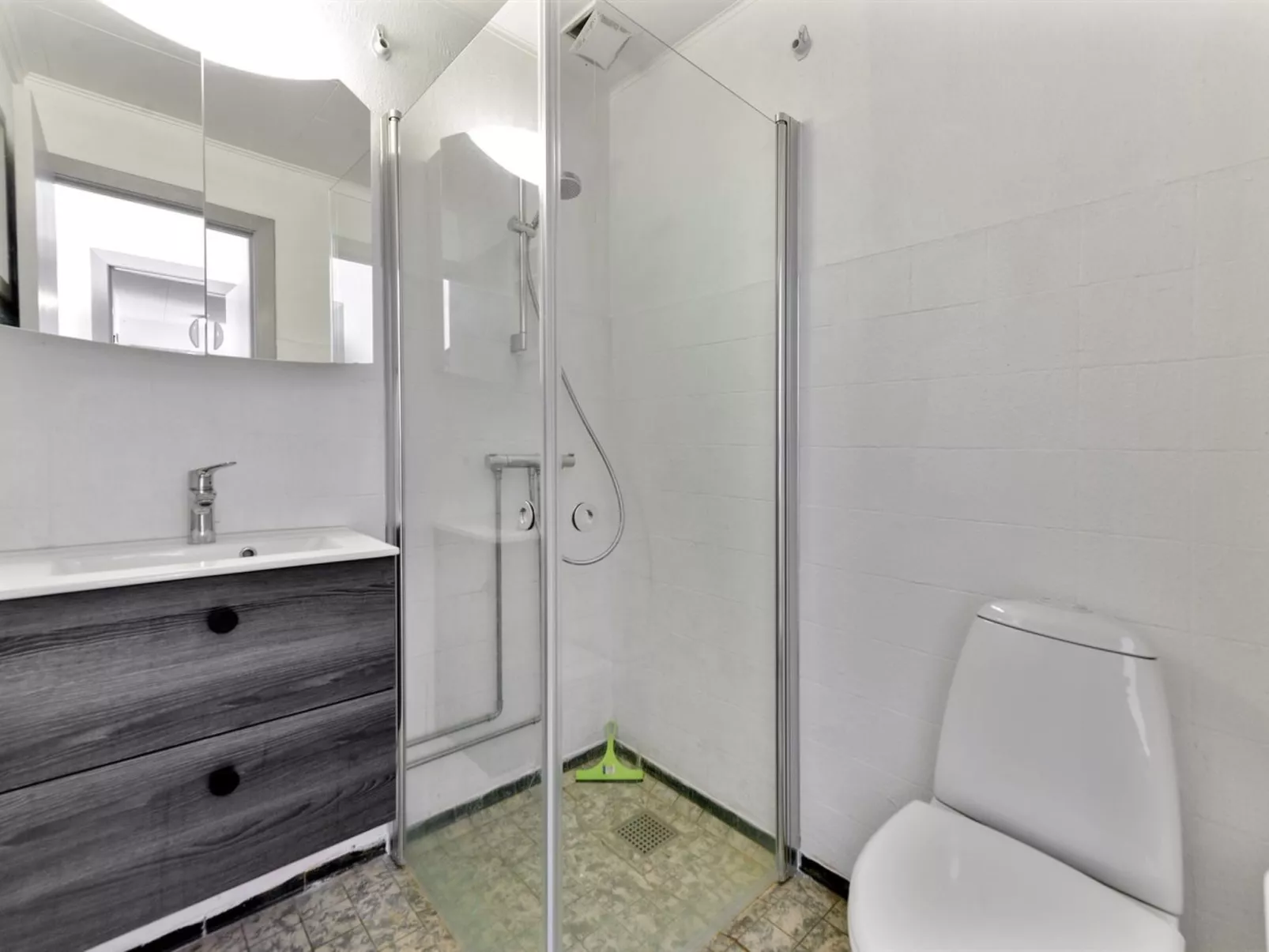 "Sylvie" - 1.5km from the sea-Inside