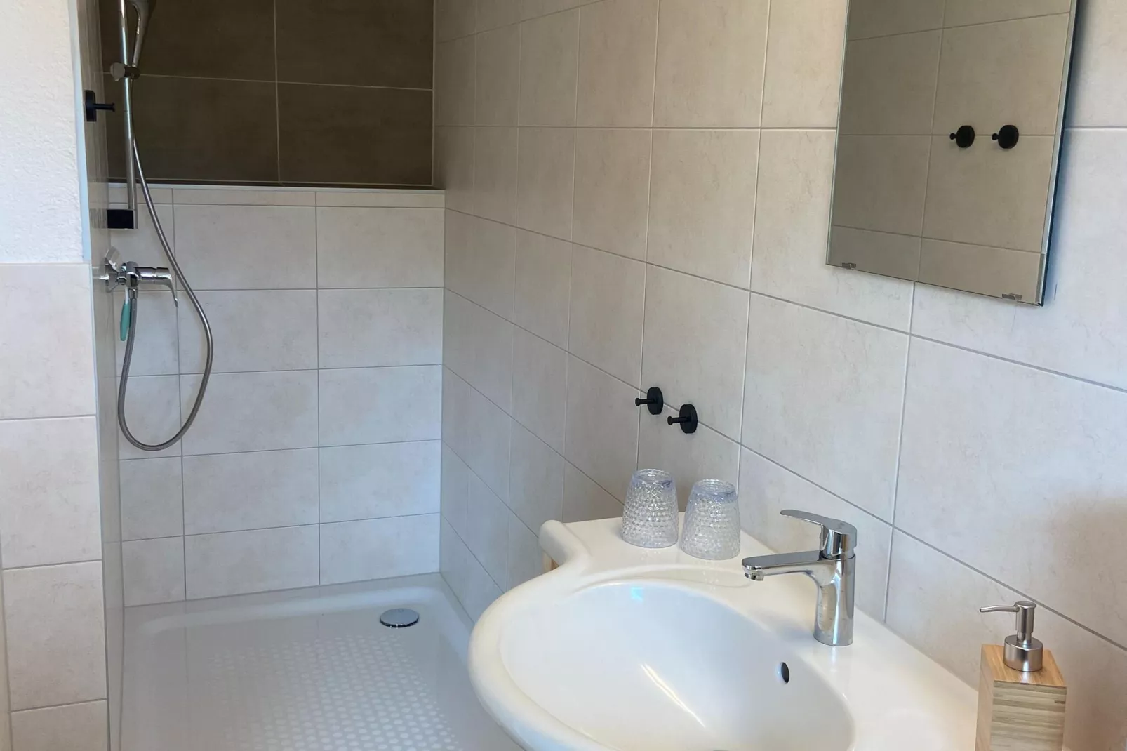 Ferienhaus Hirschbichlalm 8 Personen-Bathroom