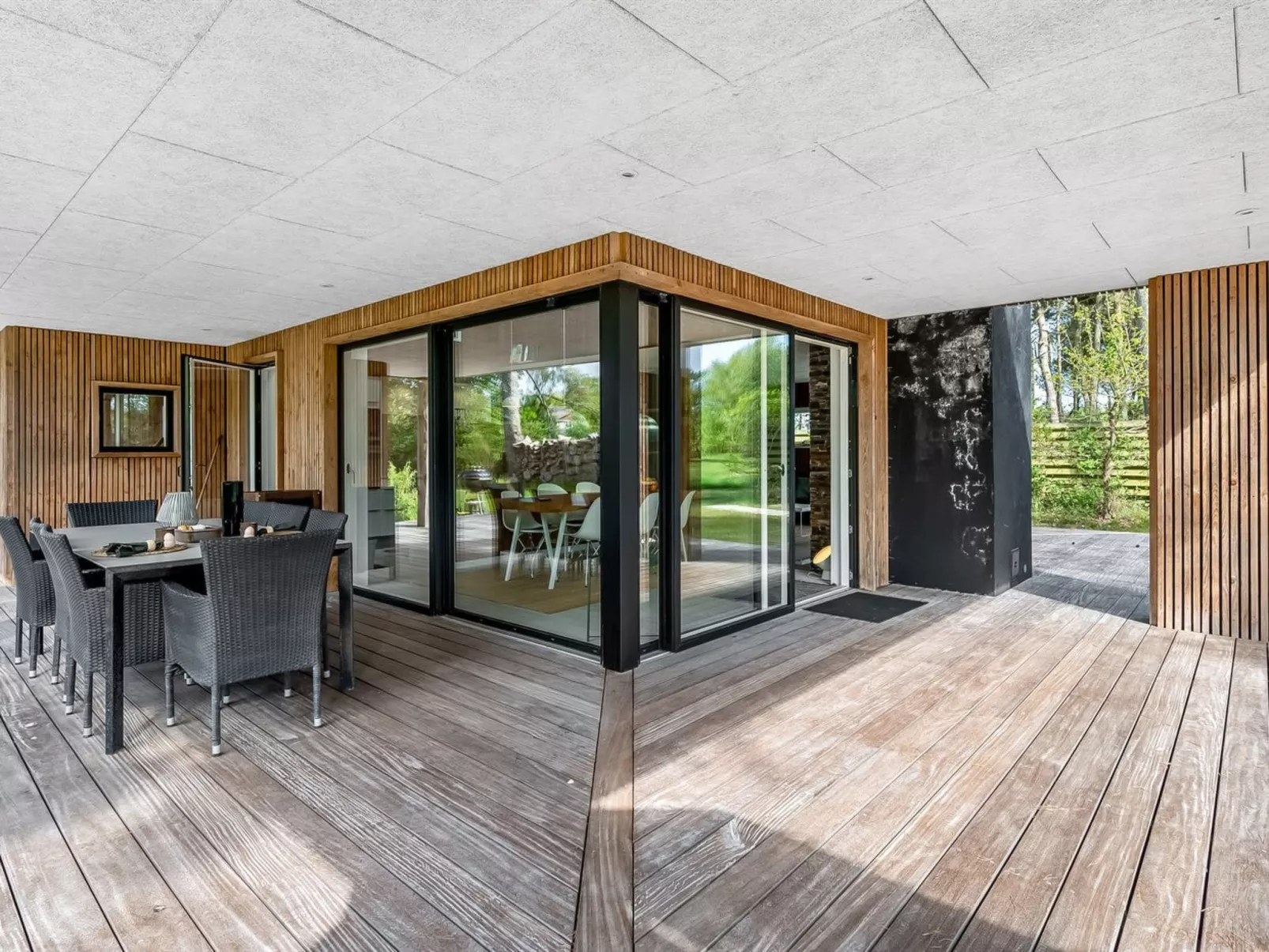 "Sylva" - 150m from the sea-Draußen