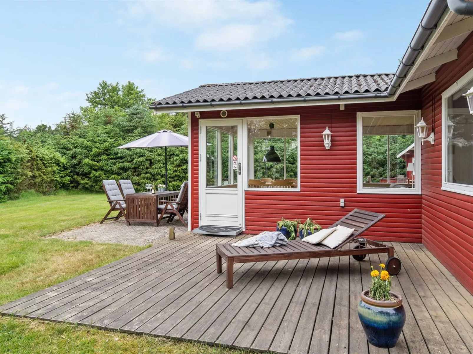 "Anevay" - 300m from the sea-Outside