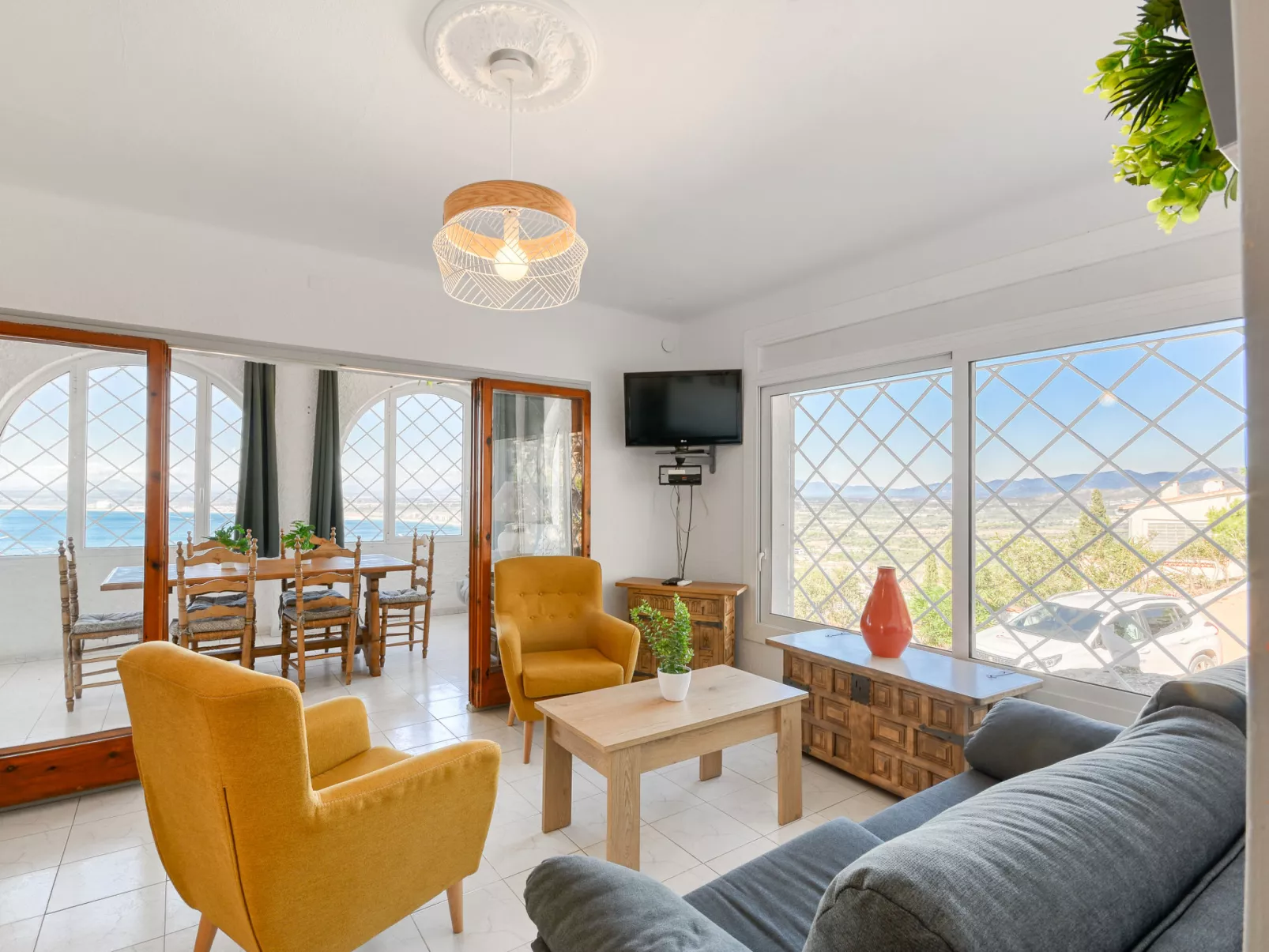 Villa Cecilia-Inside