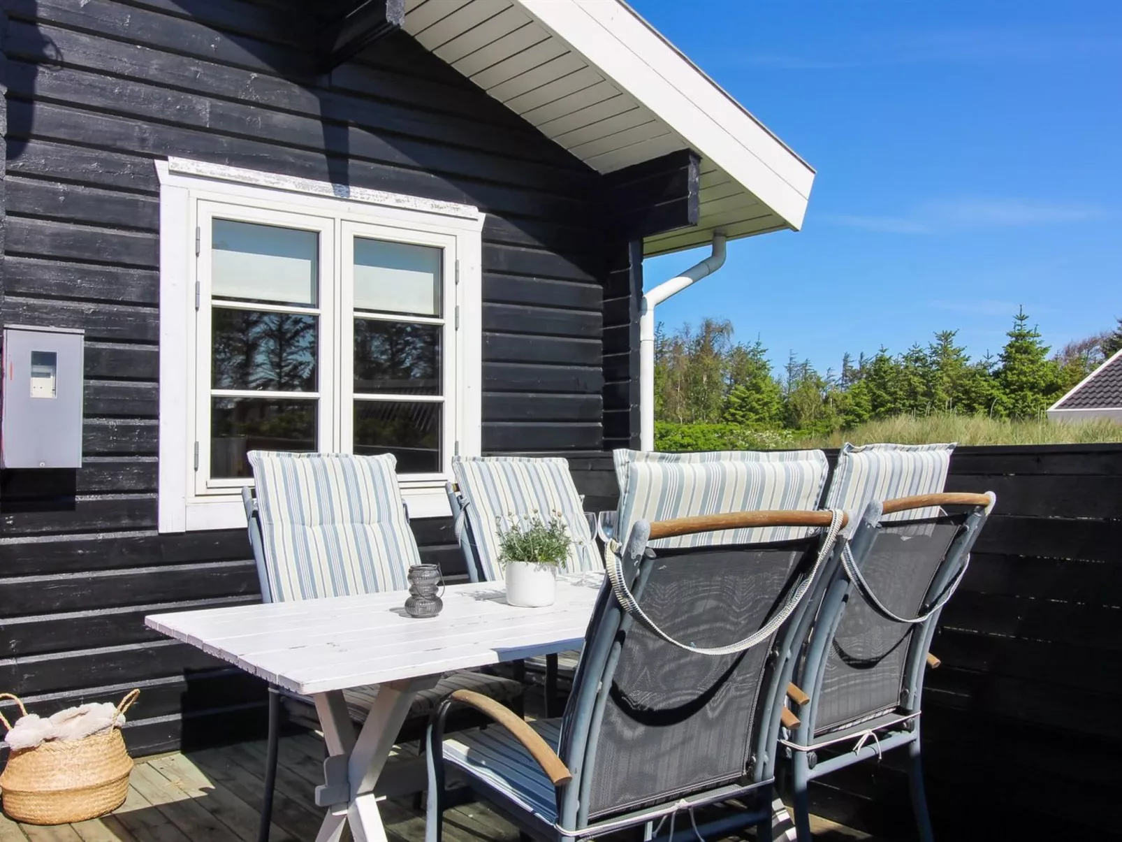 "Awarth" - 500m from the sea-Outside