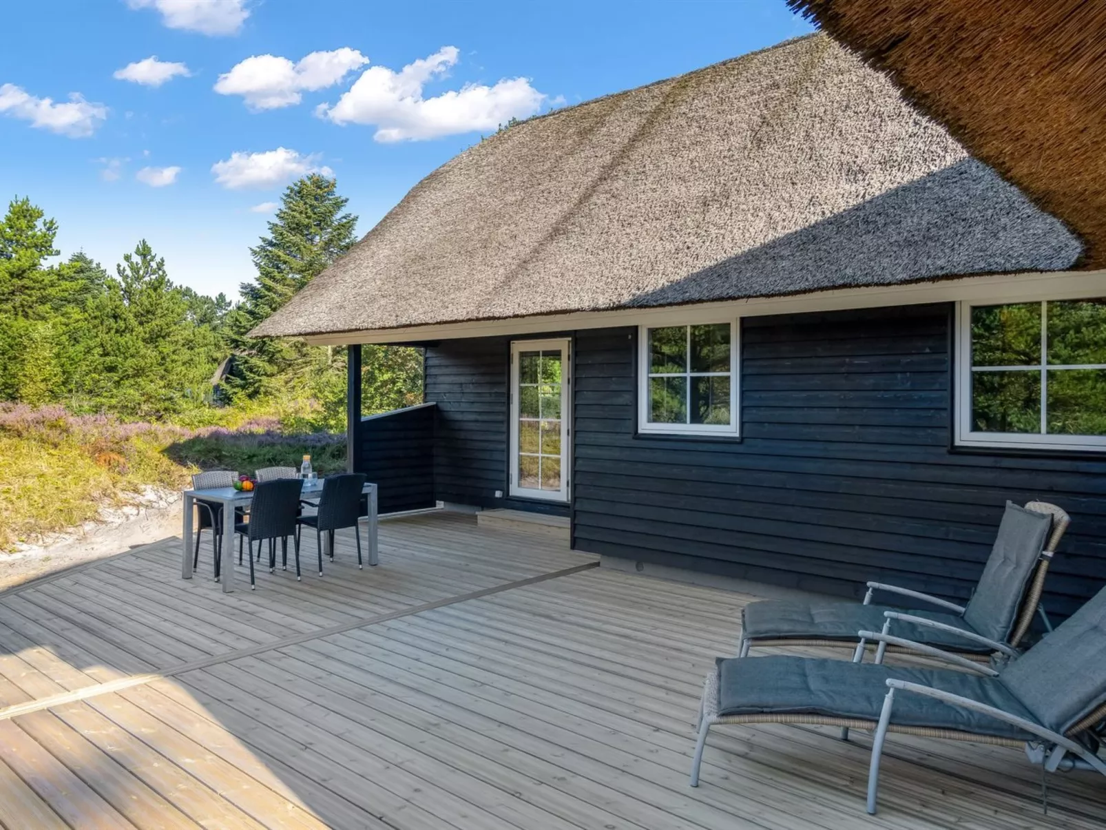 "Thorulf" - 3.5km from the sea-Outside