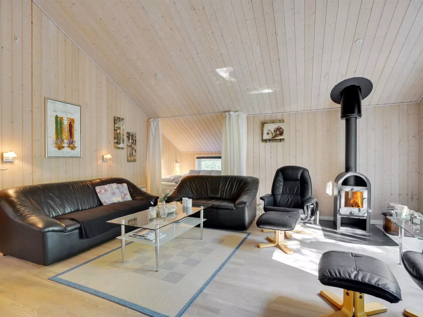 "Jussi" - 3.5km from the sea-Drinnen