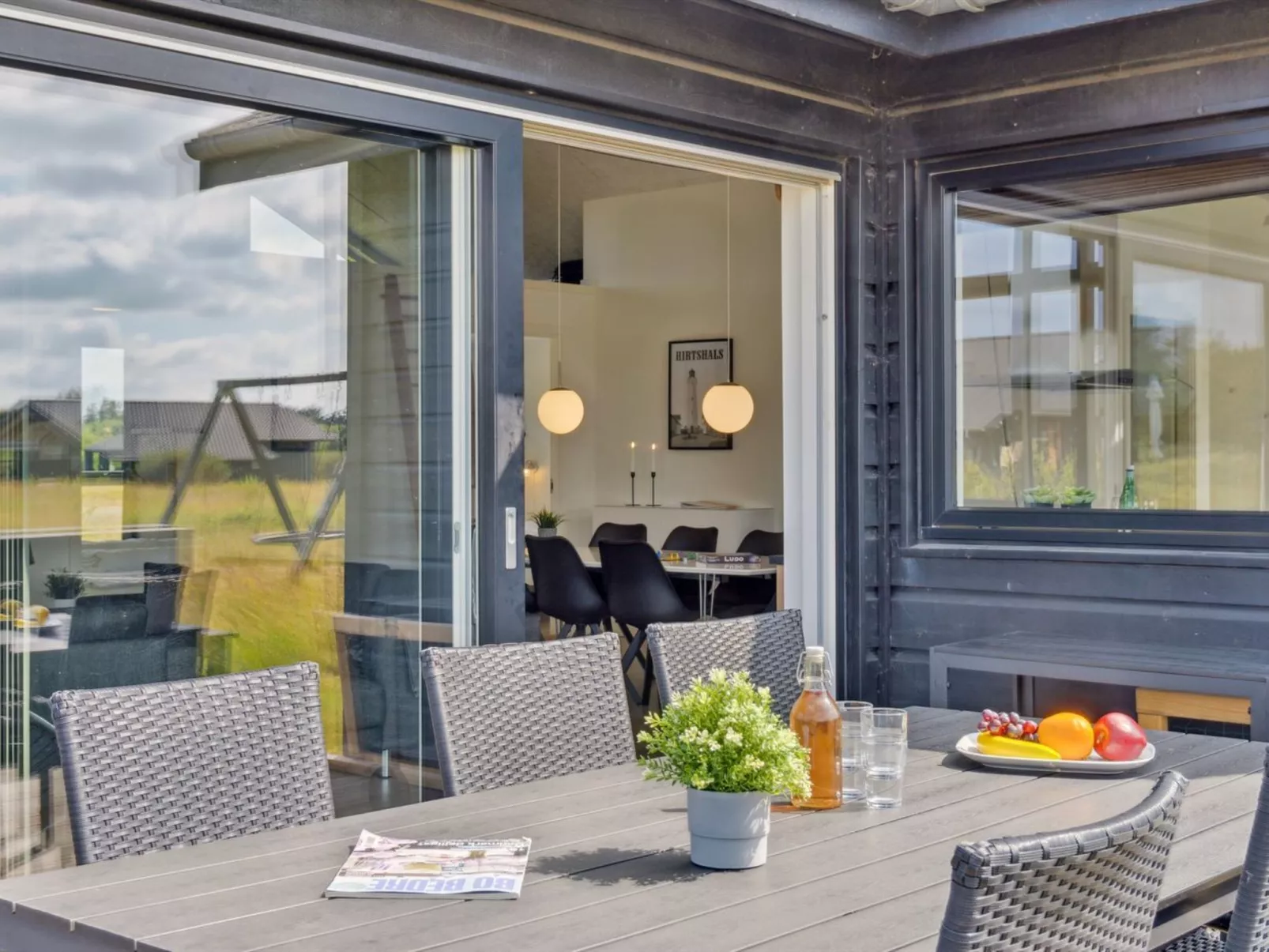 "Fader" - 950m from the sea-Outside