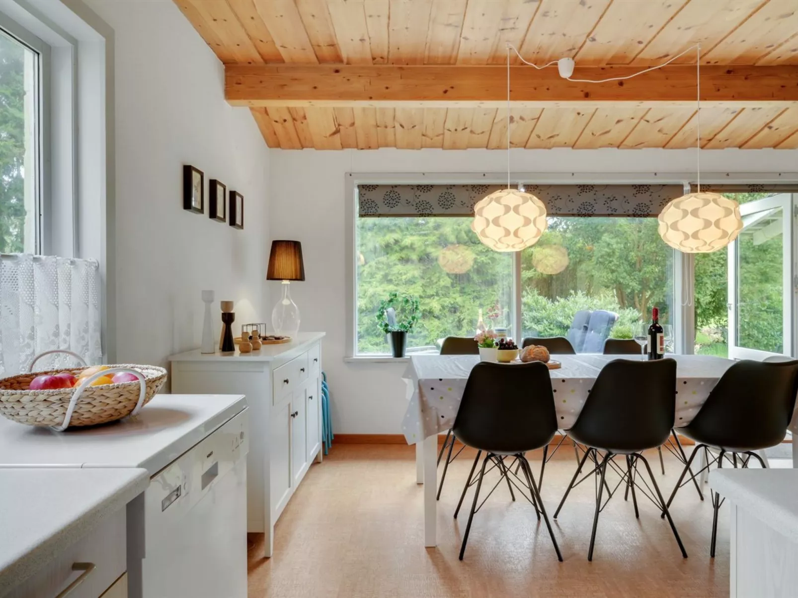 "Arnulf" - 400m from the sea-Inside