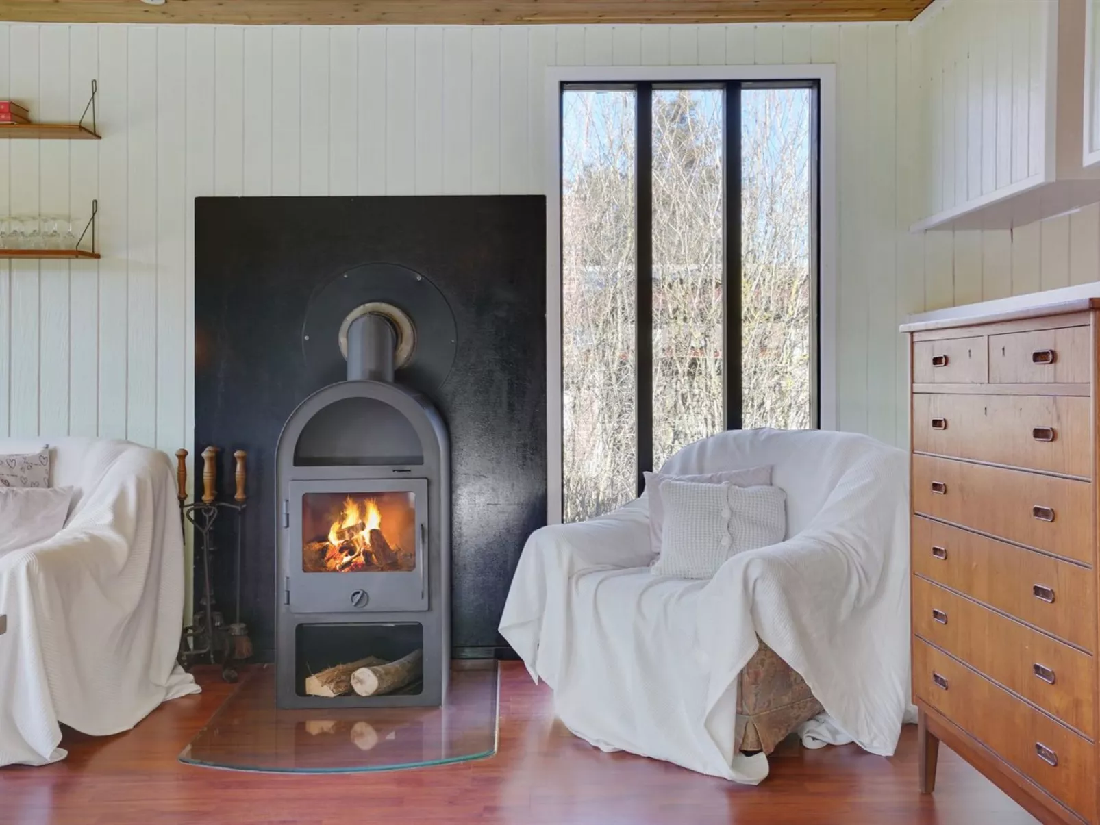 "Ludde" - 500m to the fjord-Inside