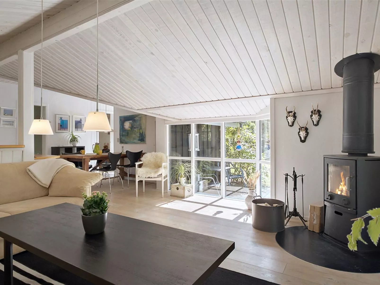 "Amabel" - 200m from the sea-Inside