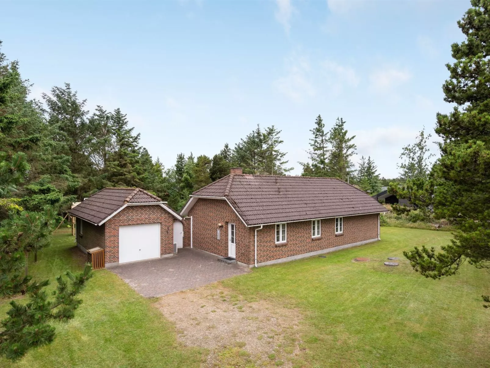 "Hjalmsvider" - 1km from the sea-Draußen