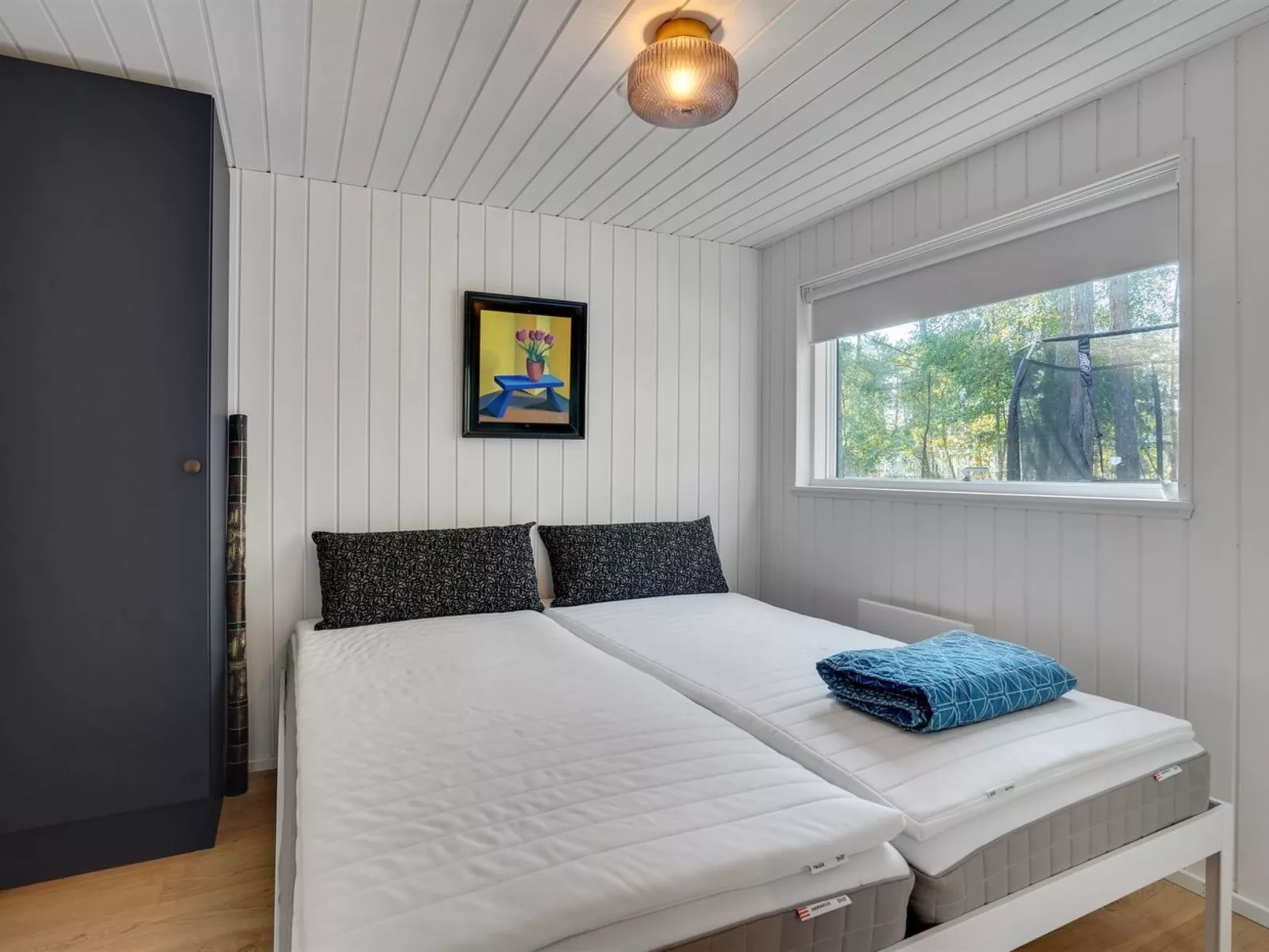 "Iwa" - 475m from the sea-Dedans