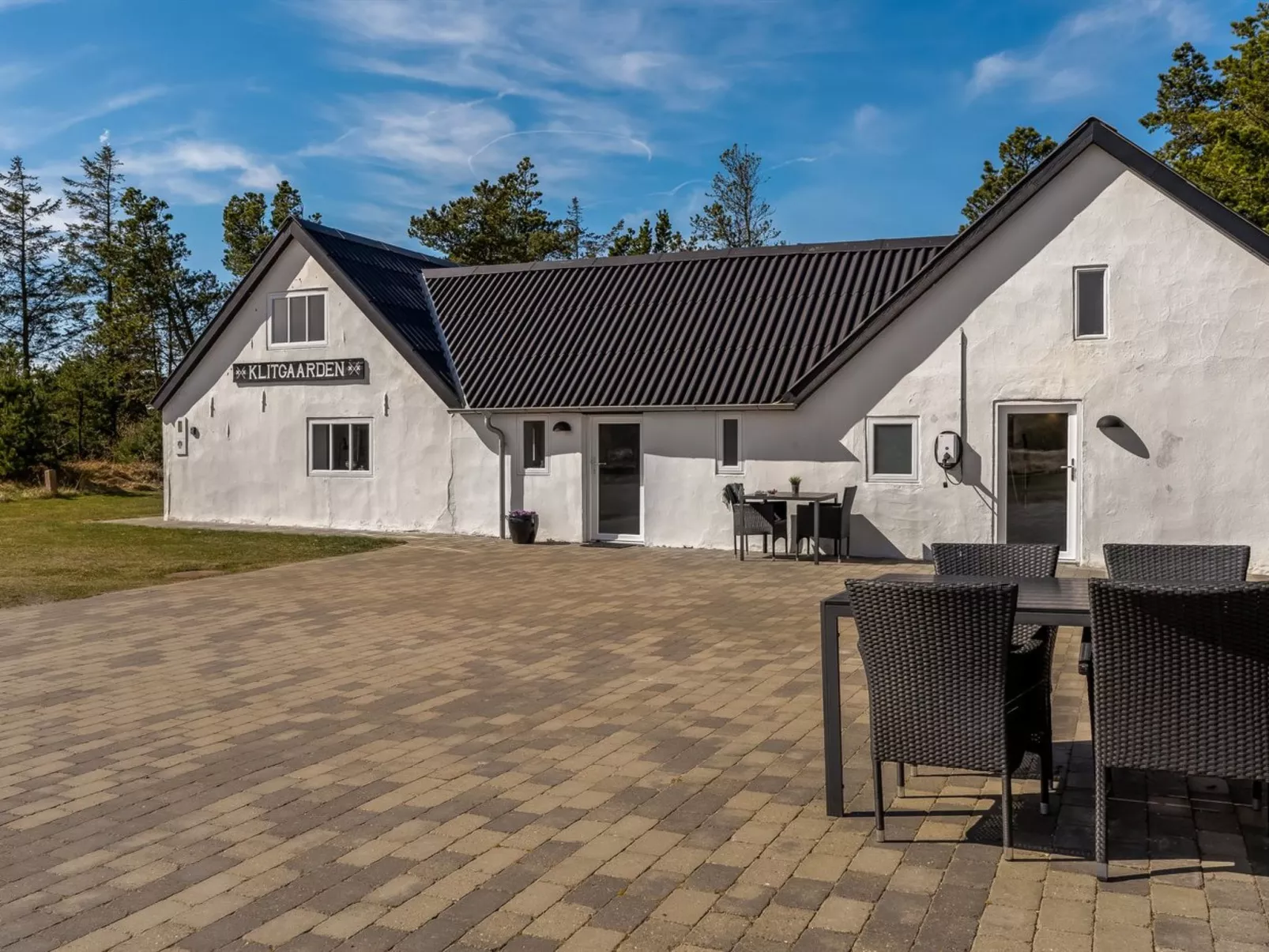 "Elisa" - 1.2km from the sea-Outside