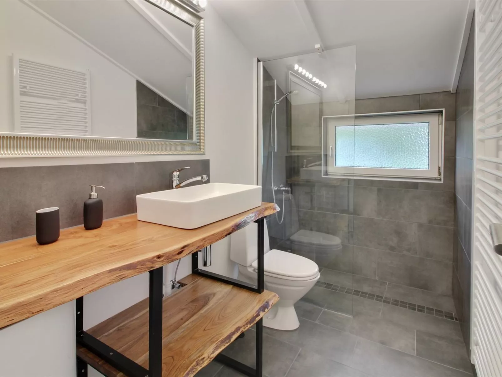 "Cajsa" - 1.5km from the sea-Dedans