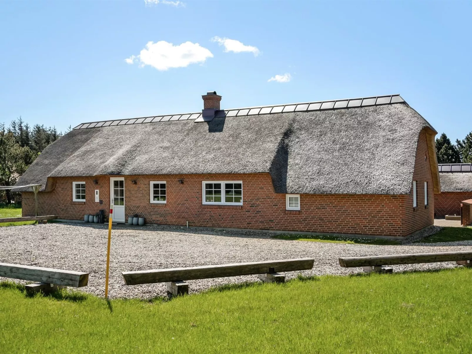 "Jorkin" - 1.8km from the sea-Outside