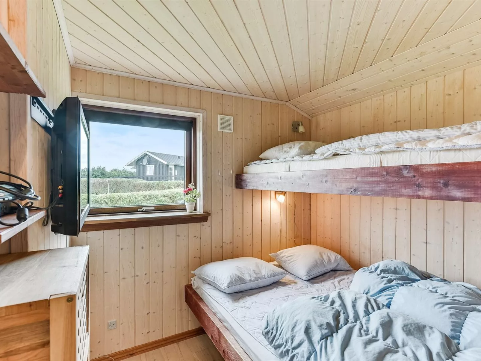 "Mervi" - 300m to the fjord-Dedans