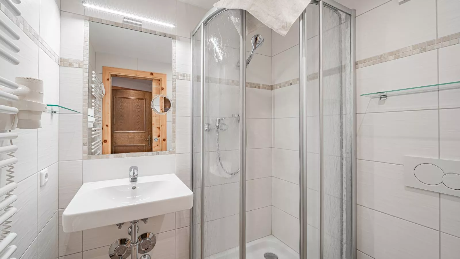Röck IIII V-Bathroom