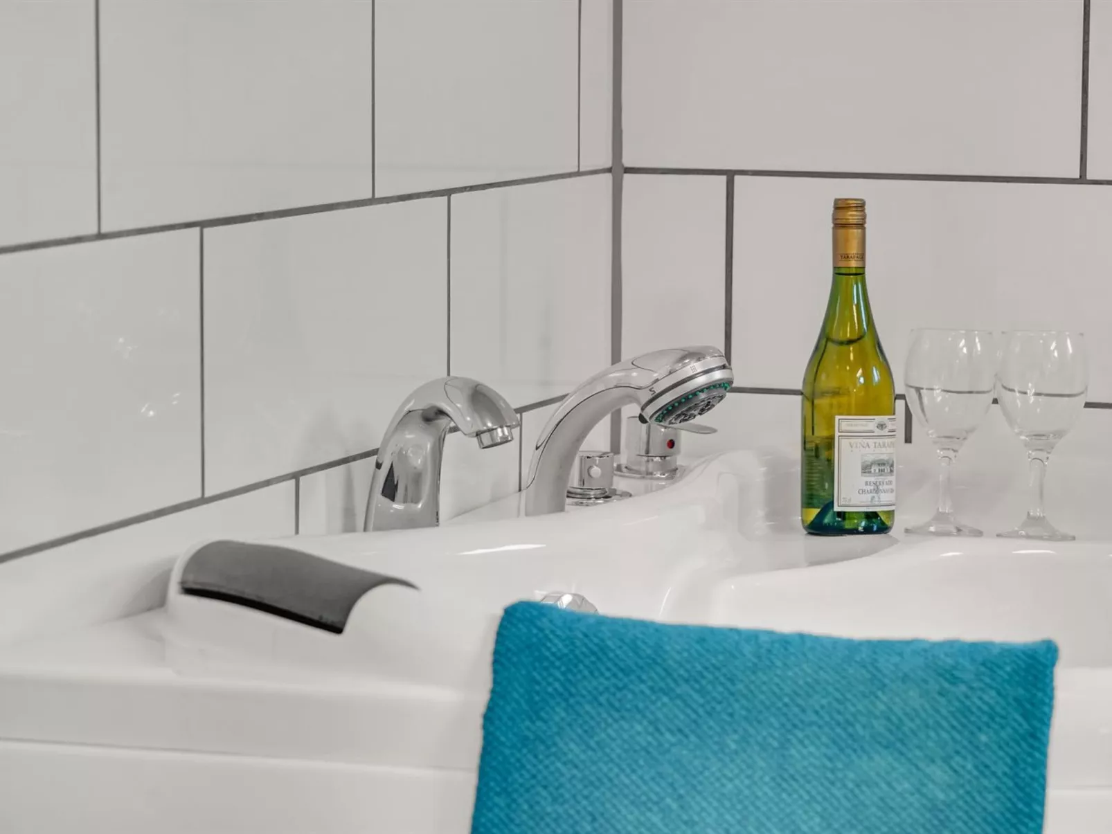 "Ayen" - 1.5km from the sea-Dedans