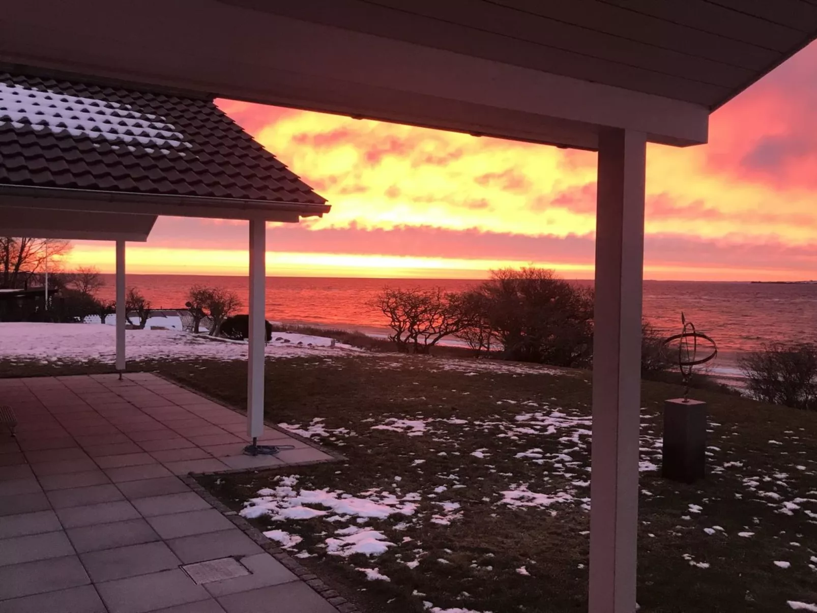 "Lander" - 20m from the sea-Outside