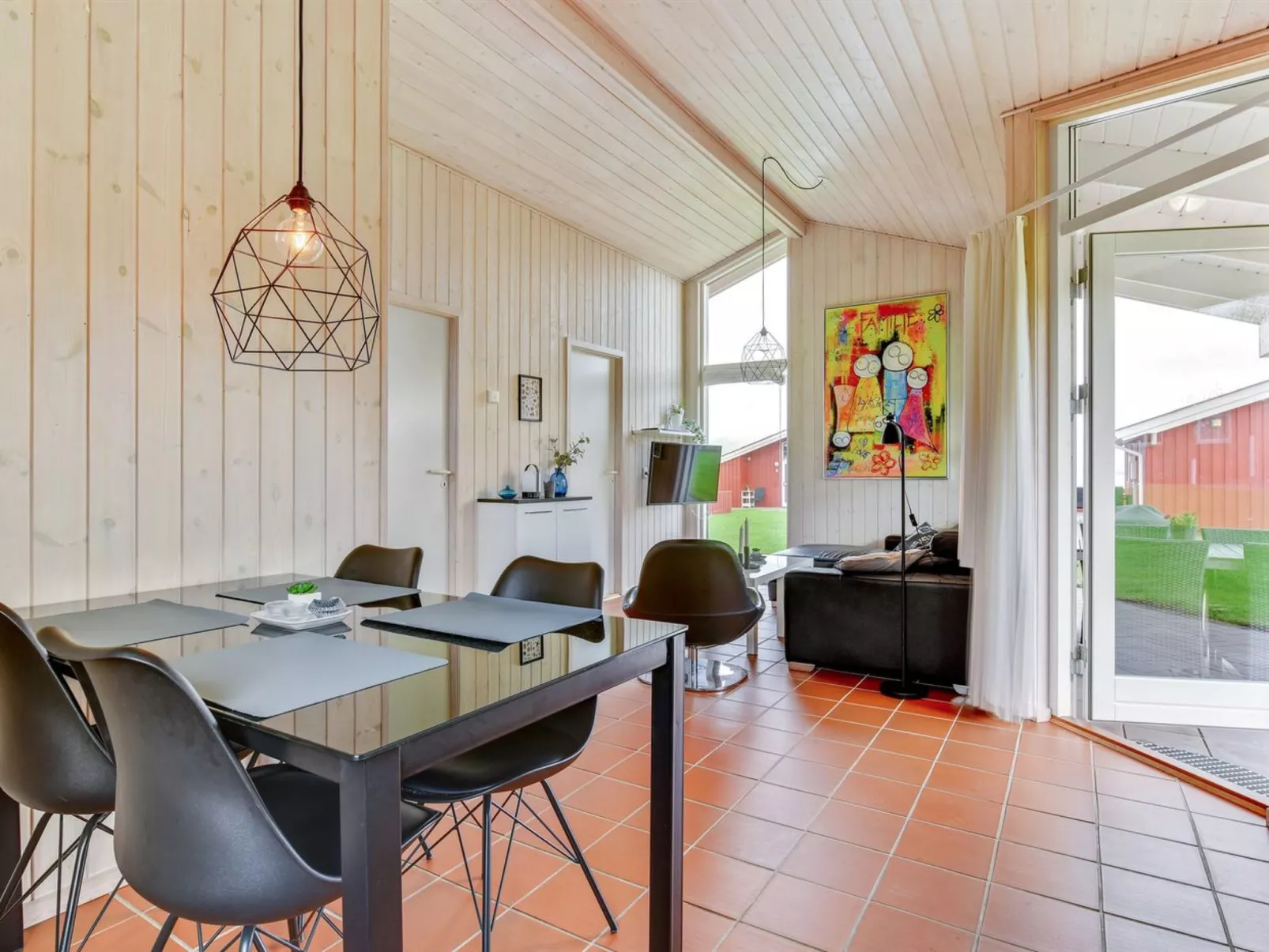 "Helga" - 100m from the sea-Drinnen